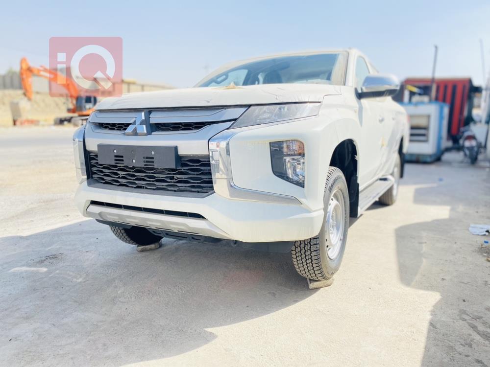 میتسوبیشی L200